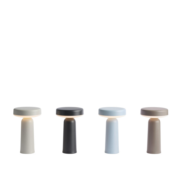 Muuto Ease tafellamp oplaadbaar LED lichtblauw