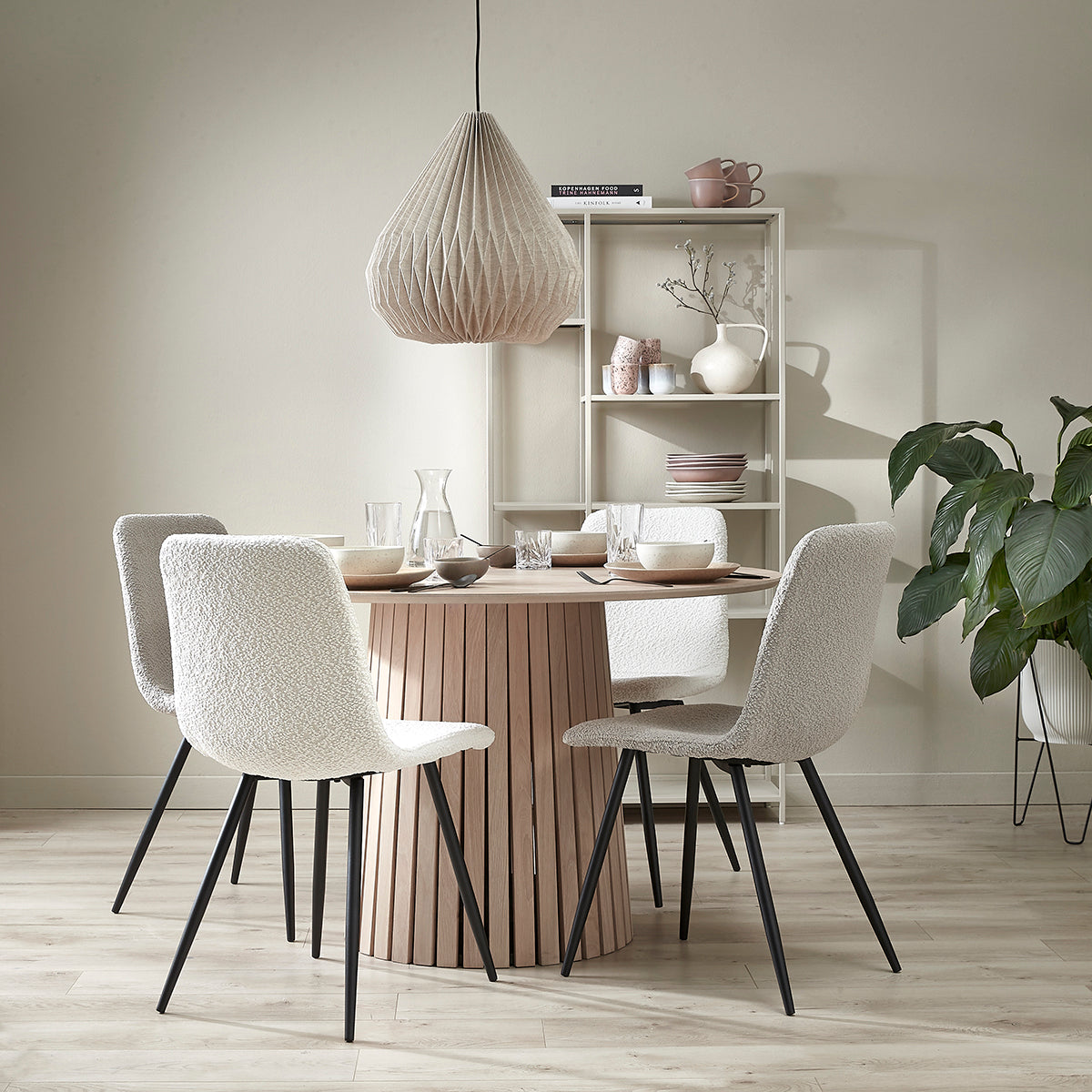 by fonQ Tower Eettafel Ã 120 cm - Eiken