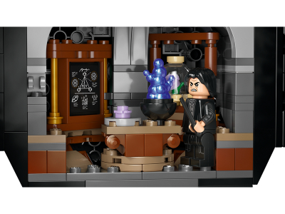 LEGO Ketel met geheim toverdrankenklaslokaal (76464)