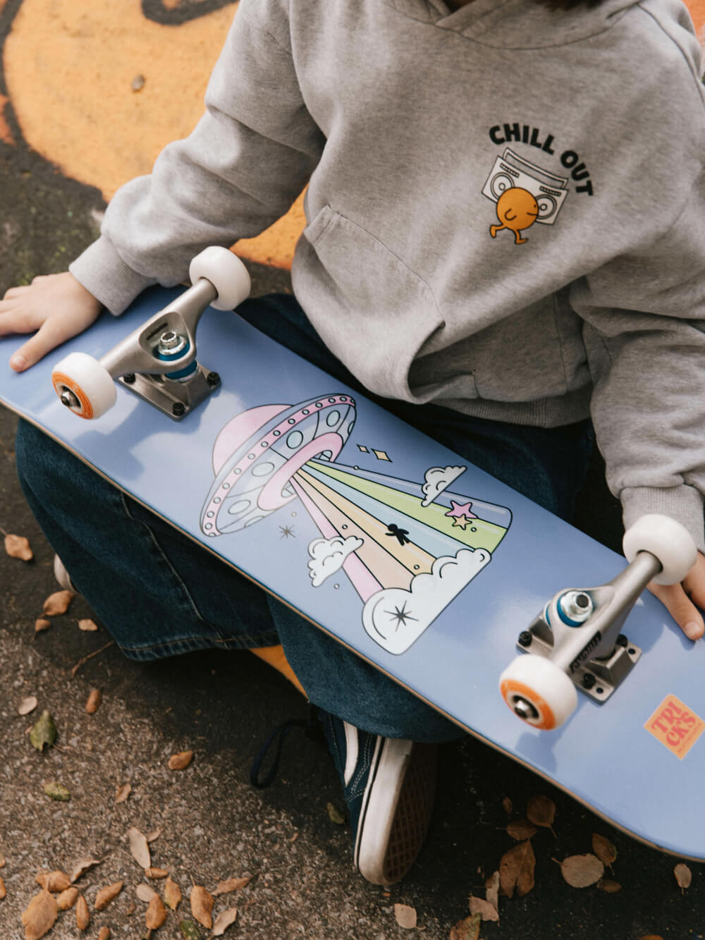 Tricks Skateboards Abduction Complete 7.5 x 28