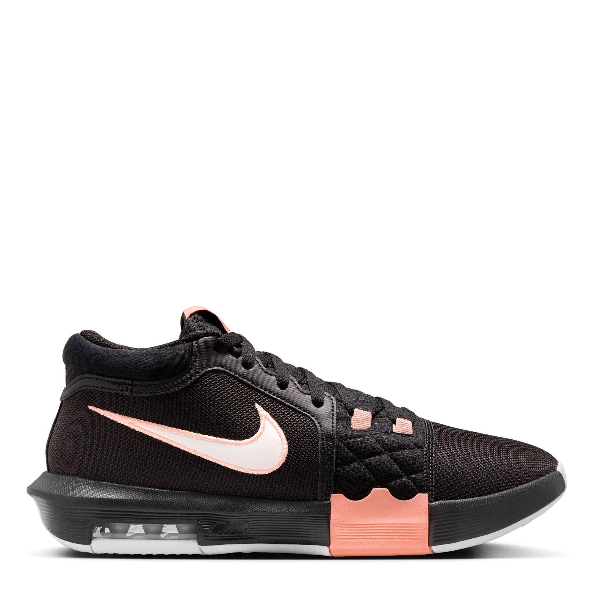 Nike LeBron Witness VIII Basketball Shoes