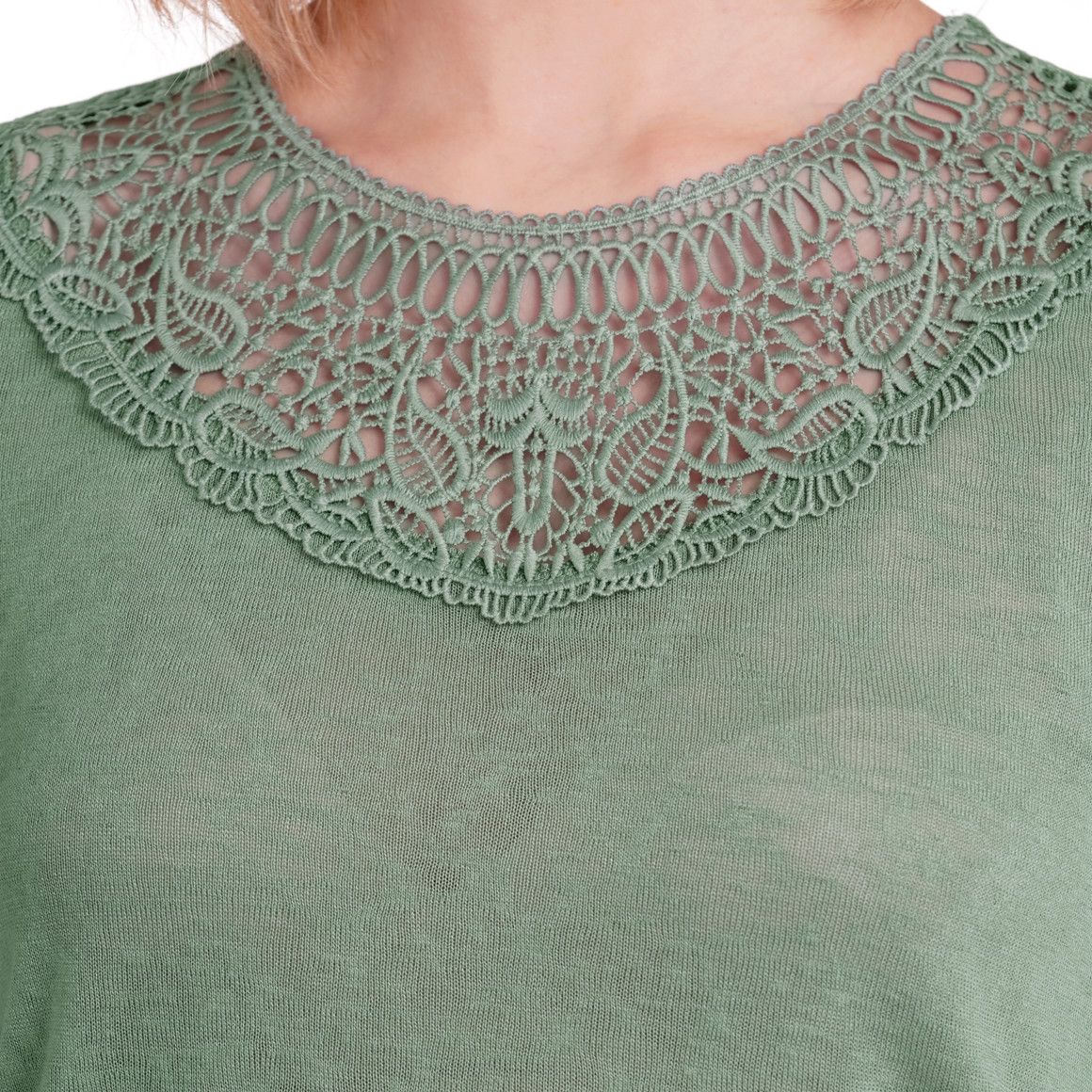 Gina Damen T-Shirt mit Spitzenausschnitt oliv
