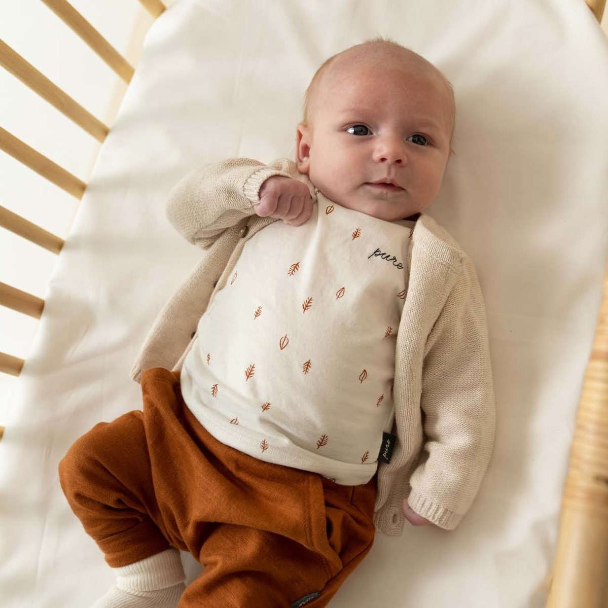 Prénatal newbon vest + shirt+ broek+slof
