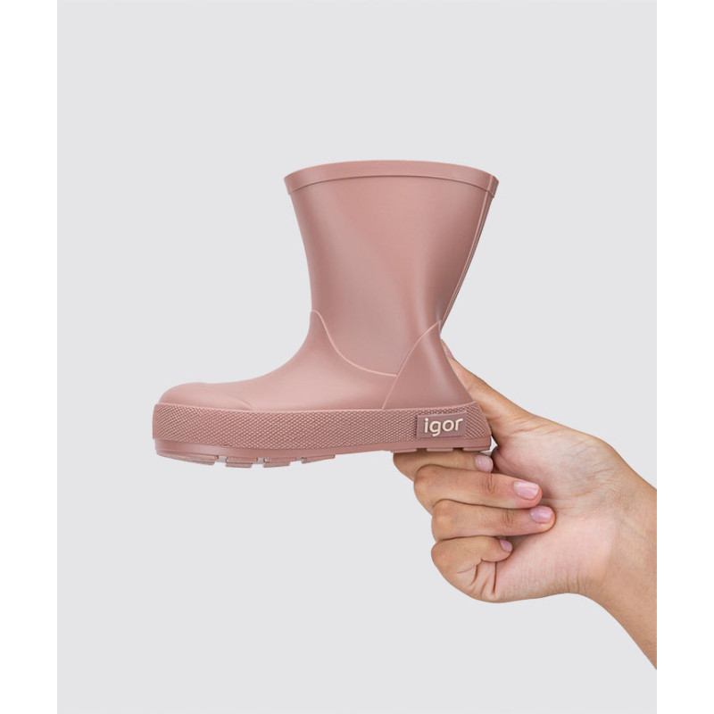 Igor Igor Barefoot Yogi Rosa