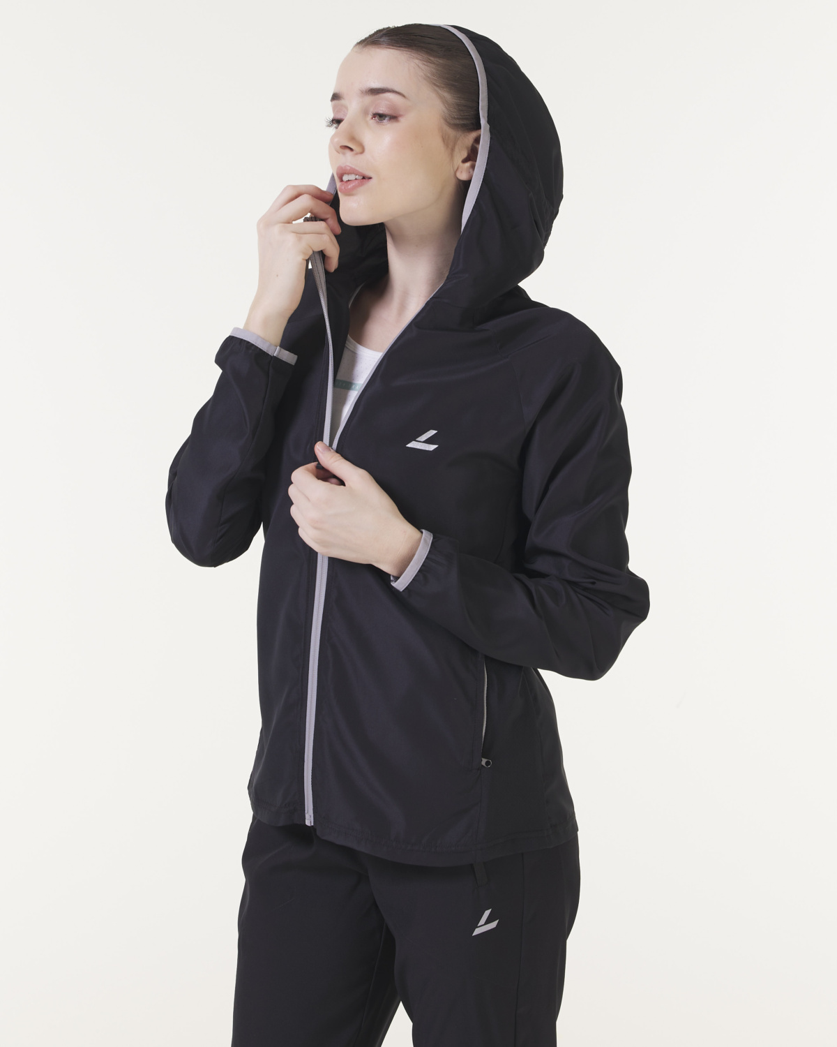 LEVITY Trail Packable Lightweight Jacket Black