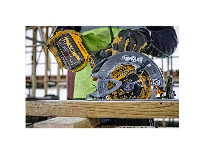 DEWALT FLEXVOLT 54V RUNDSAV UDEN BATTERI OG OPLADNING TSTAK DCS578NT - SOLO