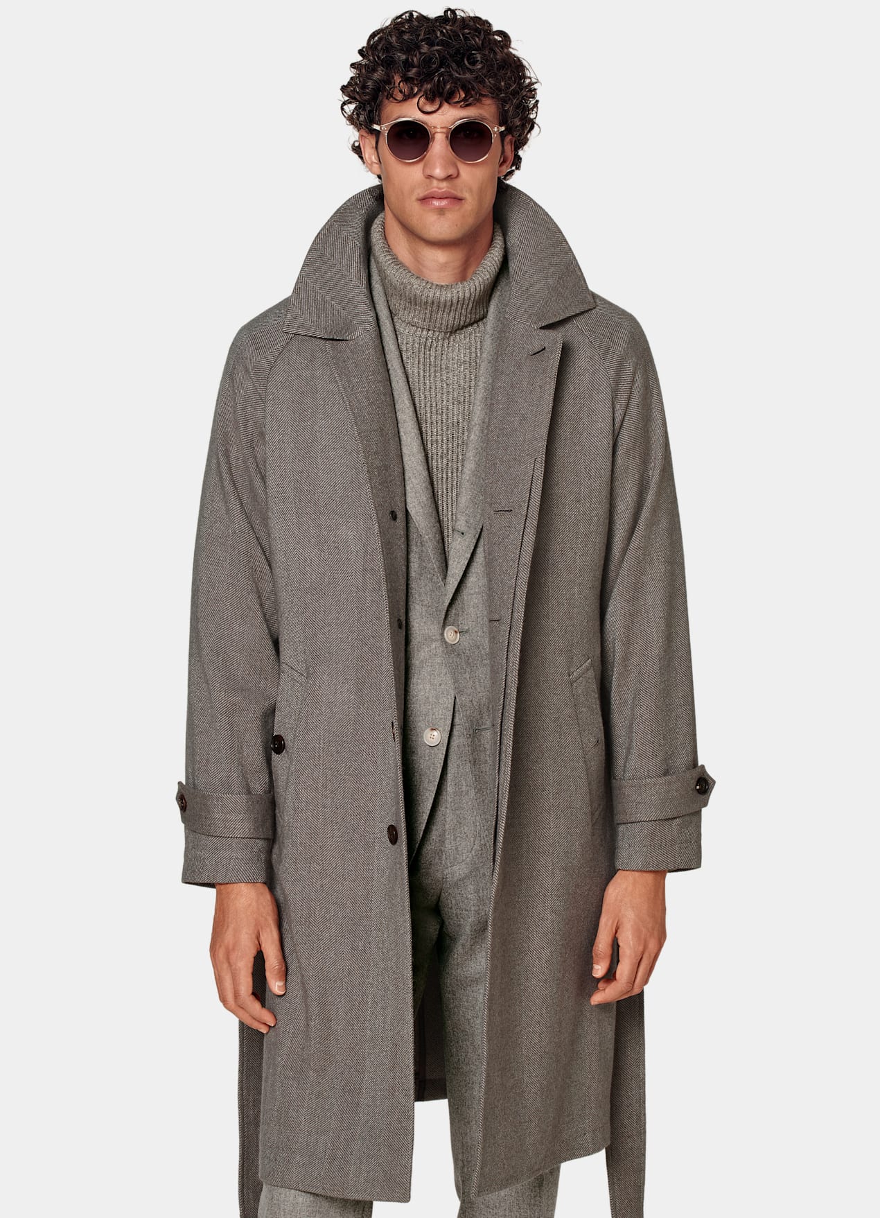 Manteau long ceinturé taupe à chevrons