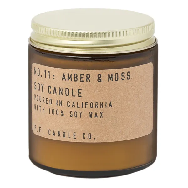 P.F. Candle Co Bougie parfumée de soja n°11 Ambre & mousse - 100 g