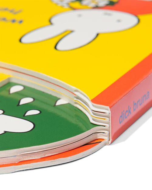 livre on est en quelle saison, miffy ?
