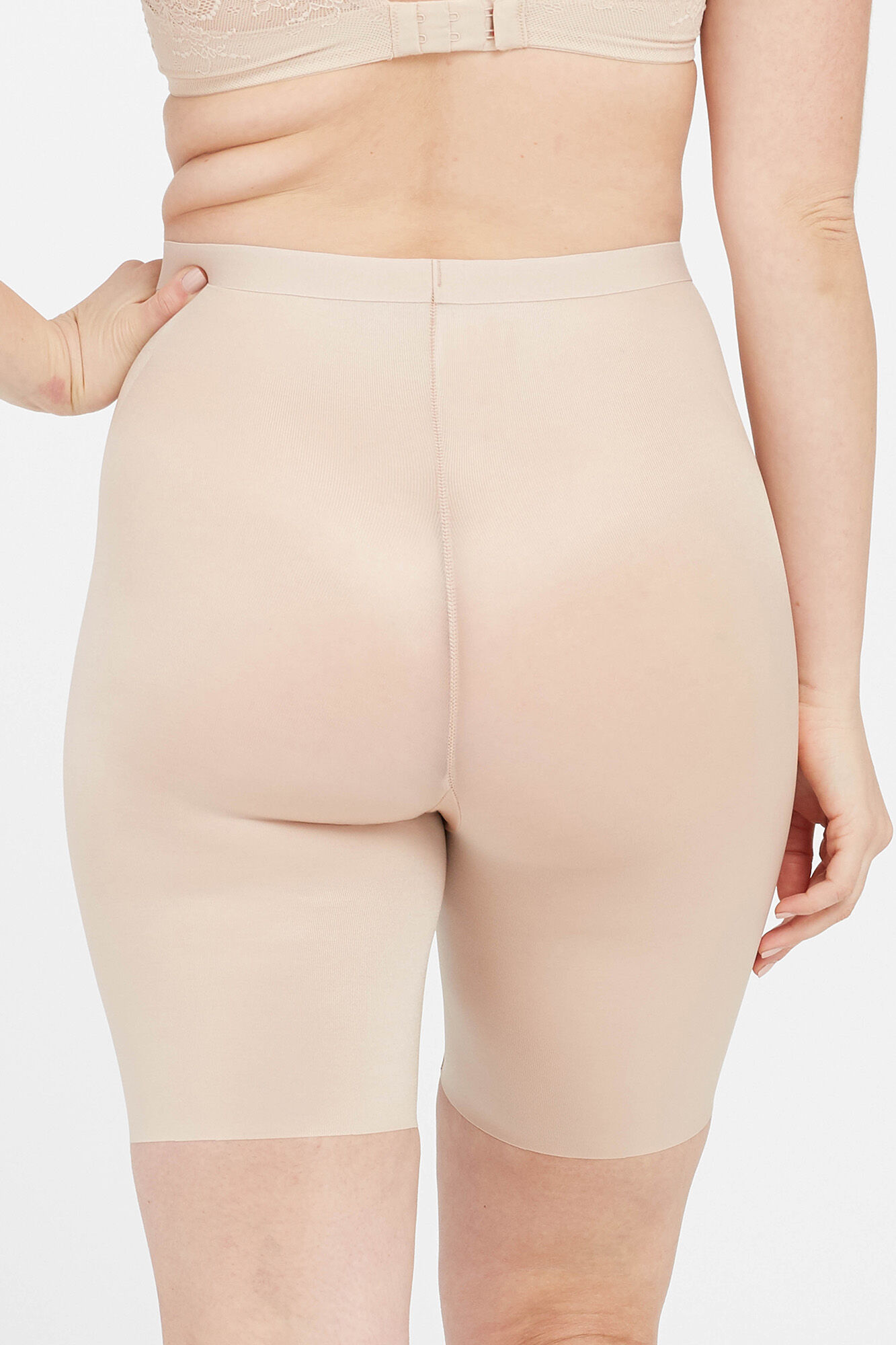 Cinta modeladora curta invisível bege Spanx - nude