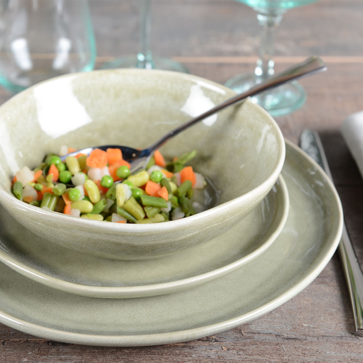 Assiette creuse verte 18.8cm par boite de - 6