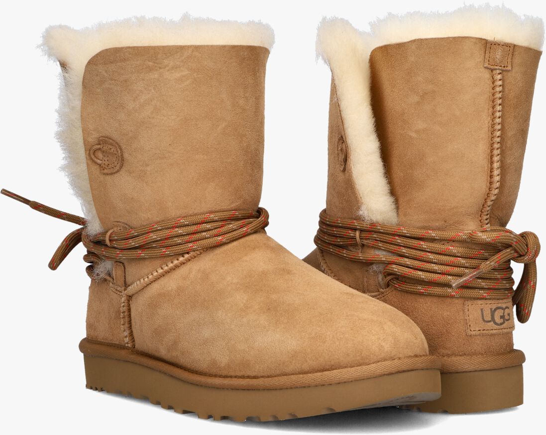 camel ugg vachtlaarzen w bailey tie