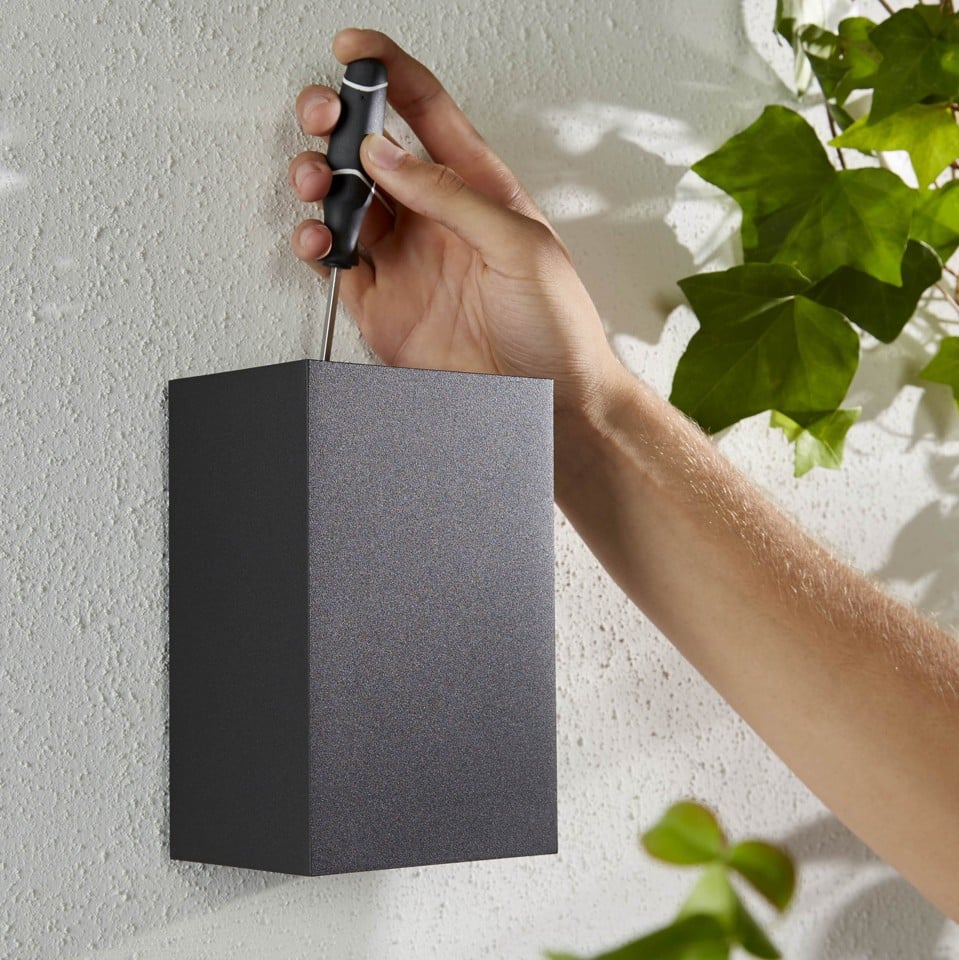 Philips Hue - 2x Resonate Udendørs Væglampe - White & Color Ambiance - Bundle