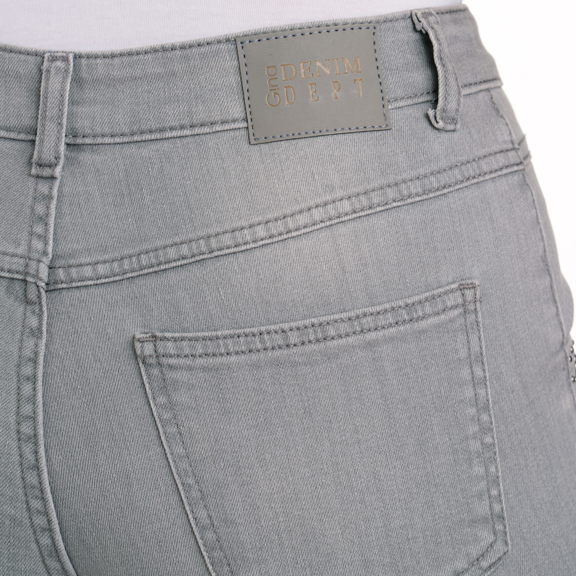 Gina Damen Straight-Jeans mit Nieten-Besatz hellgrau