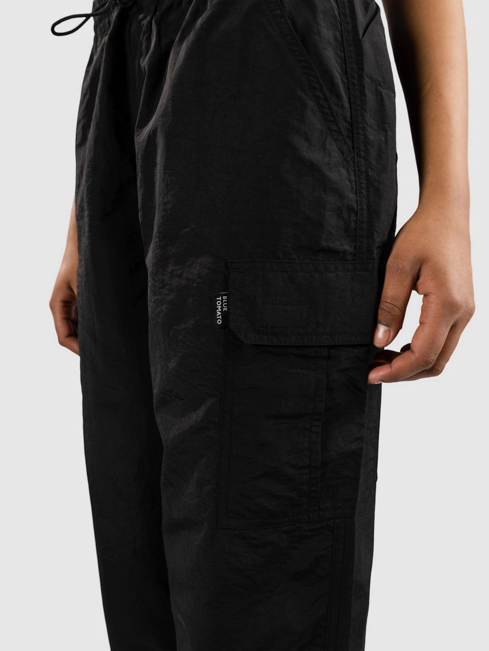Blue Tomato Cargo Pants black