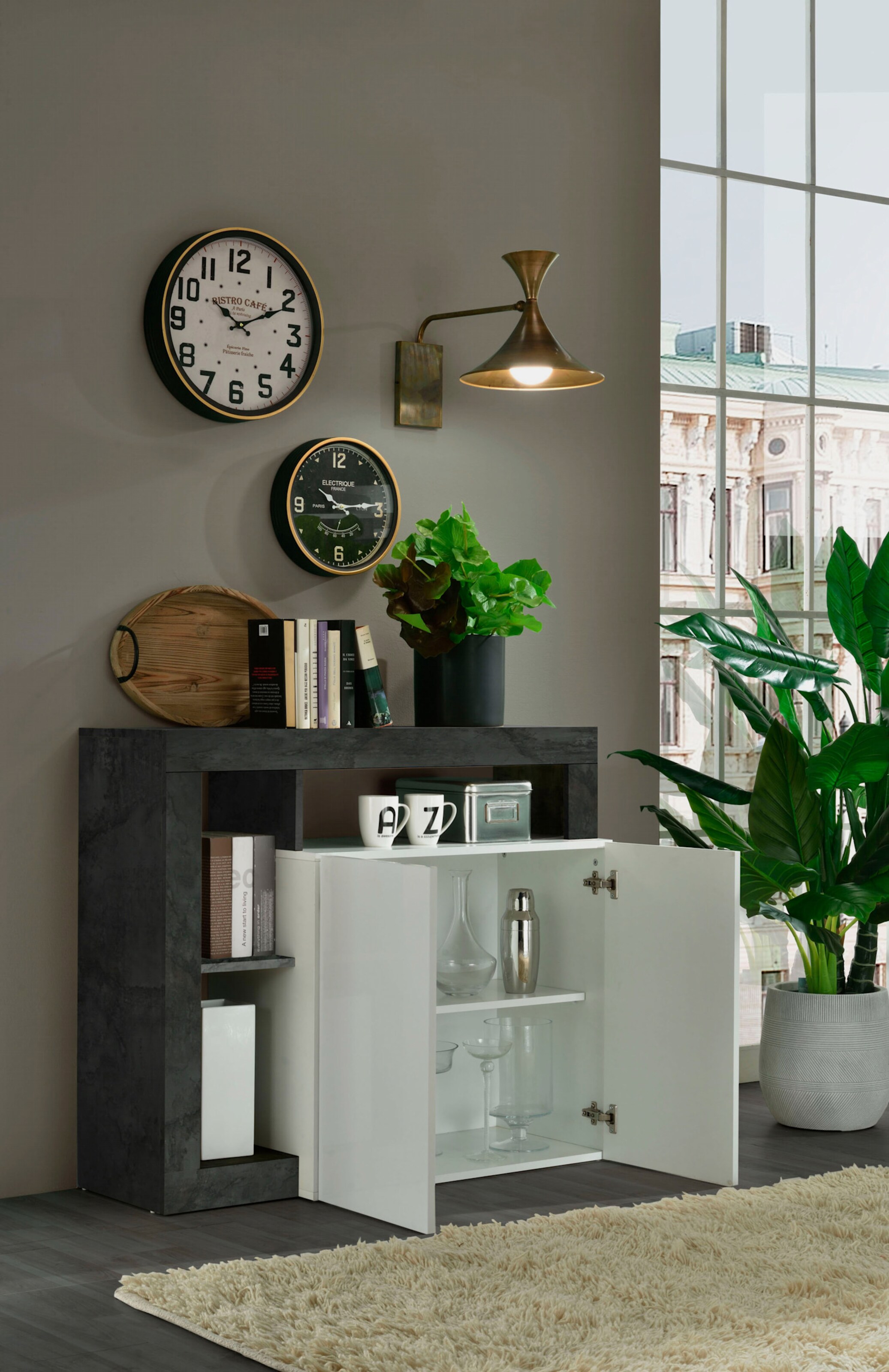 Sideboard