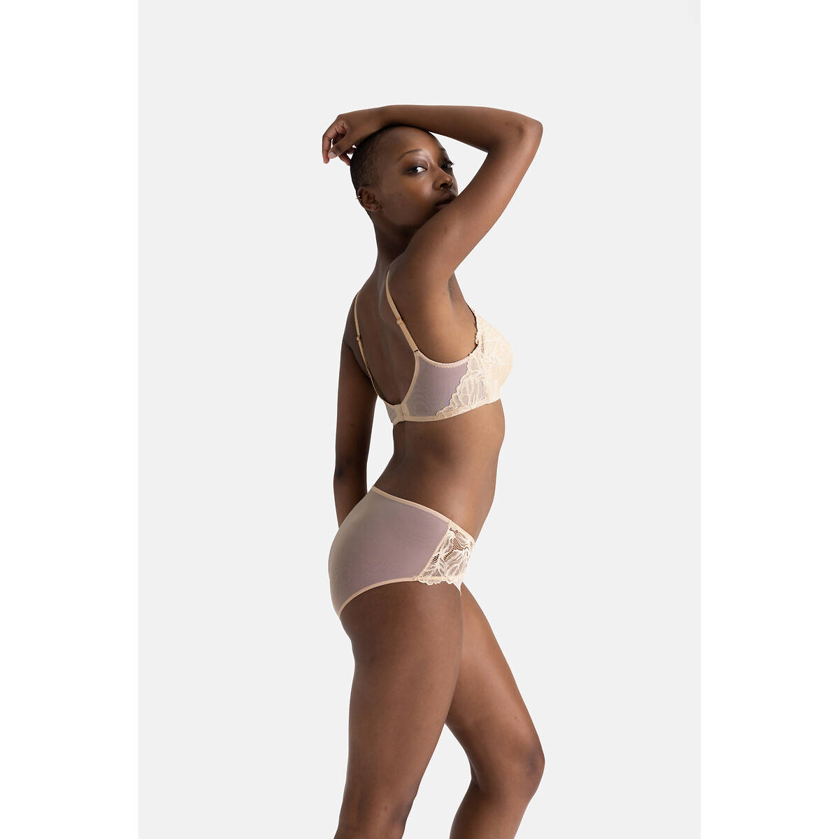 DORINA<br>Calcinha midi de renda Raelynn