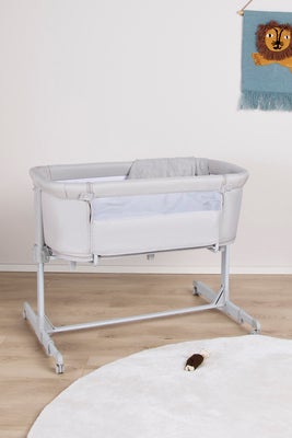 Beemoo CARE 2-i-1 Bedside Crib & Lekegrind, Light Grey