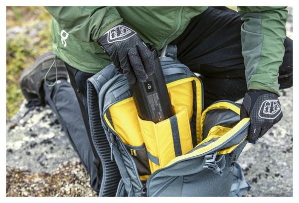 Sac à Dos Thule Rail 18L Gris Dark Slate   Poche à Eau Thule 2.5L