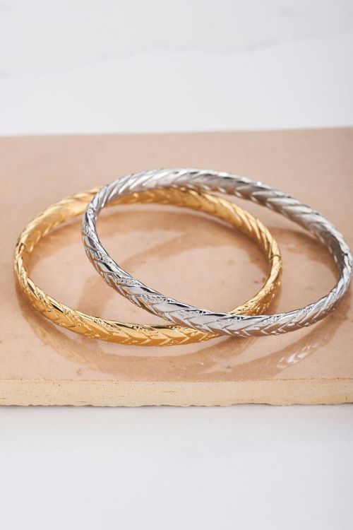 Minimalistisch gevlochten bangle