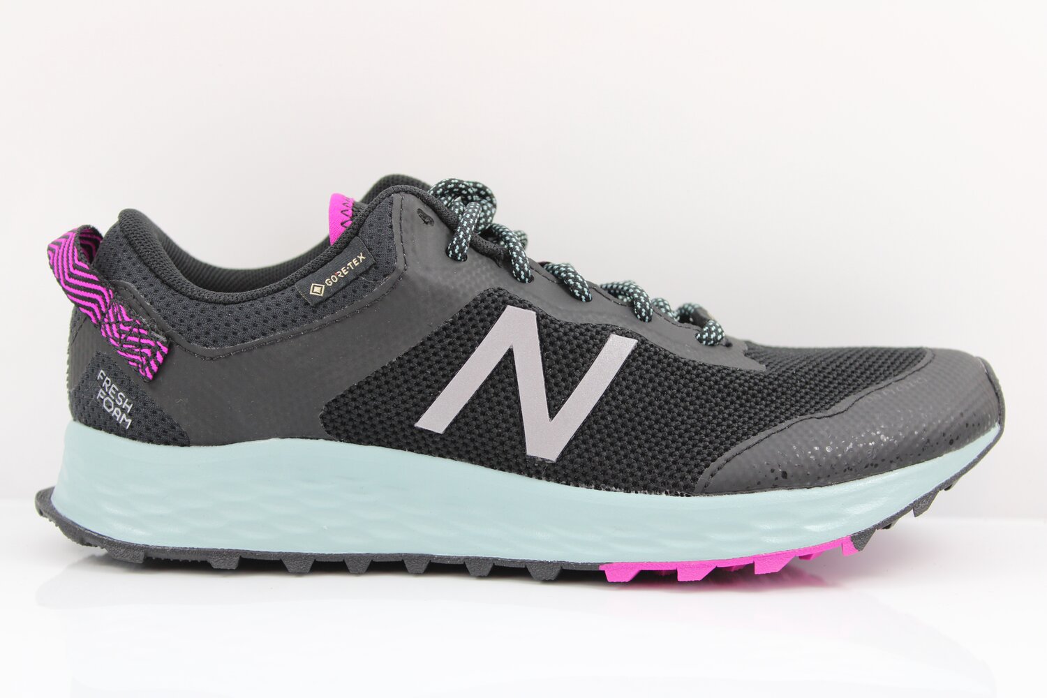 New Balance WTARISGB