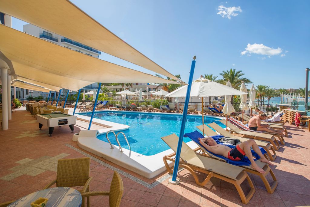 Osiris Hotel Logies en ontbijt - Hotel