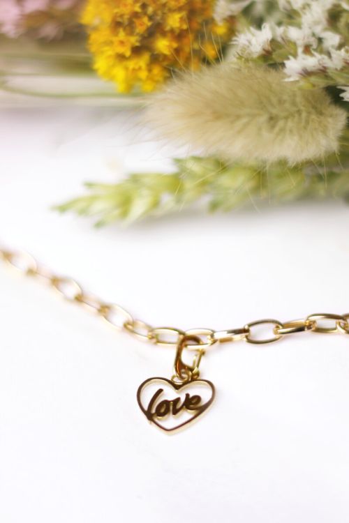 Moments charm love