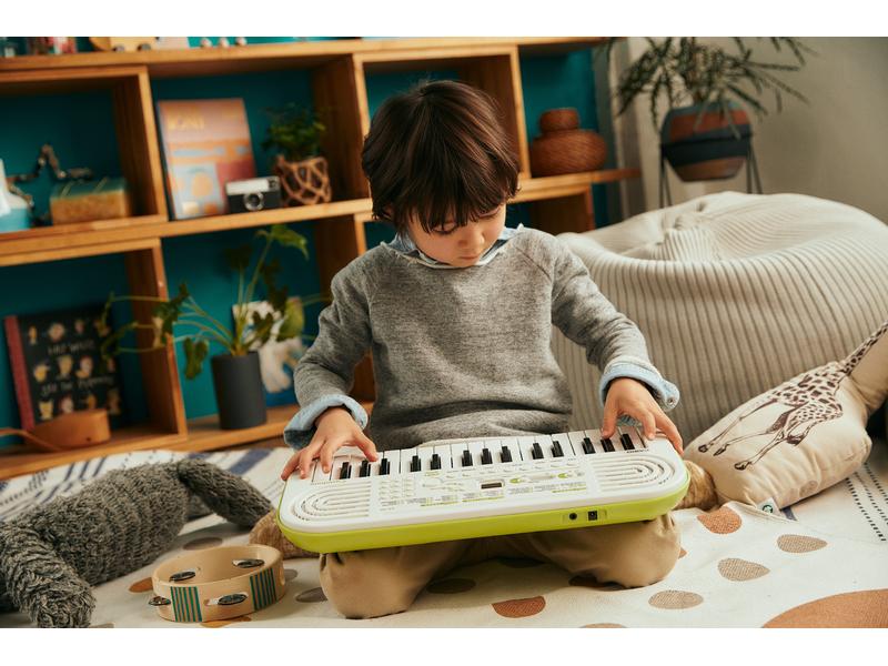 Casio Keyboard SA-50 Keyboard mit 32 Mini-Tasten und 100 Klangfarben