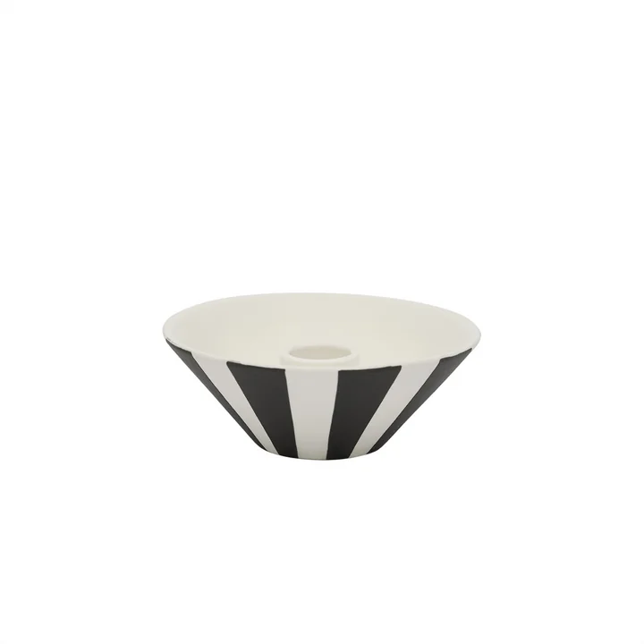 OYOY - Toppu Kerzenhalter, low, Ø 10,5 x H 4 cm, schwarz / weiss