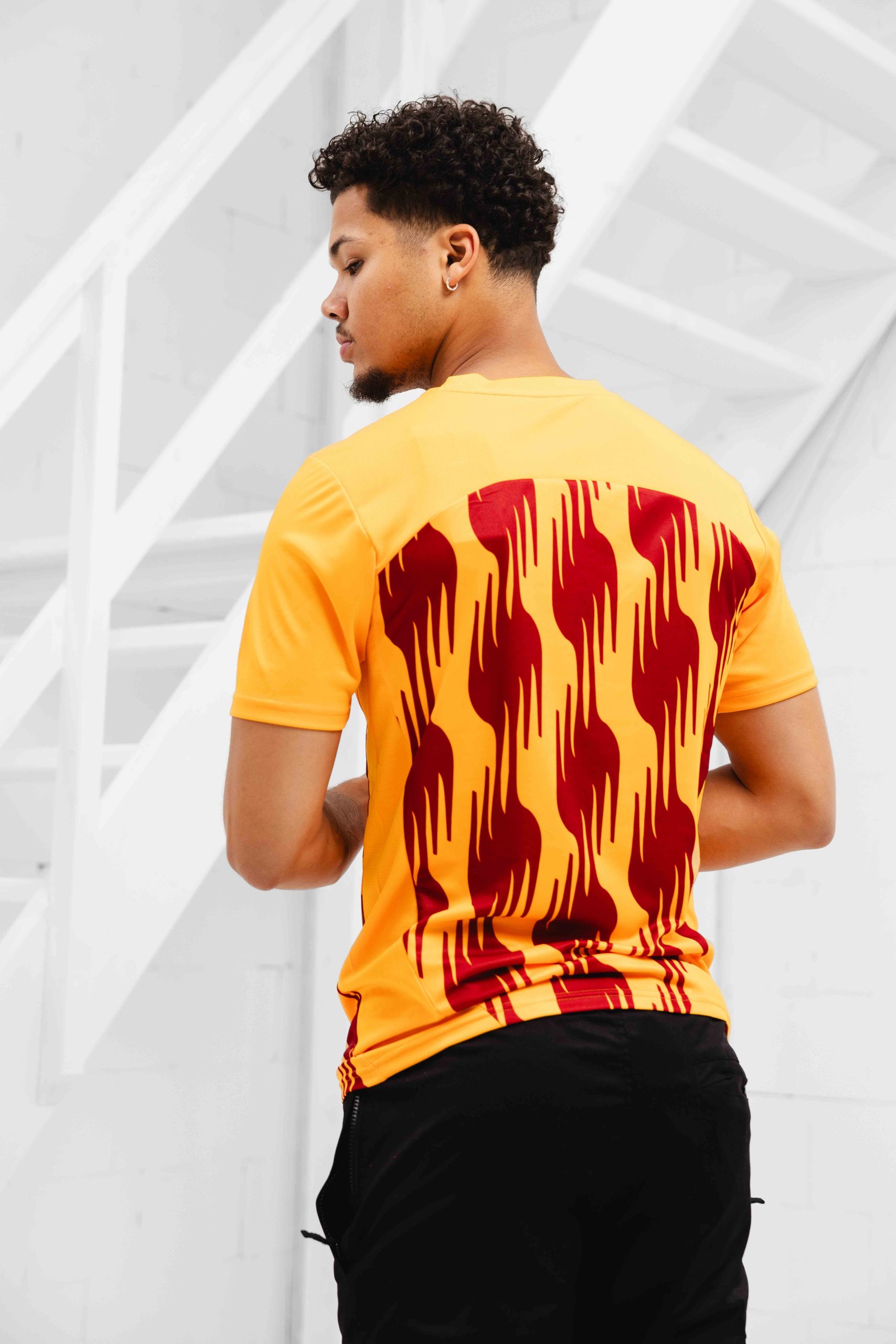 Galatasaray Pre-Match Shirt Senior 2024/2025