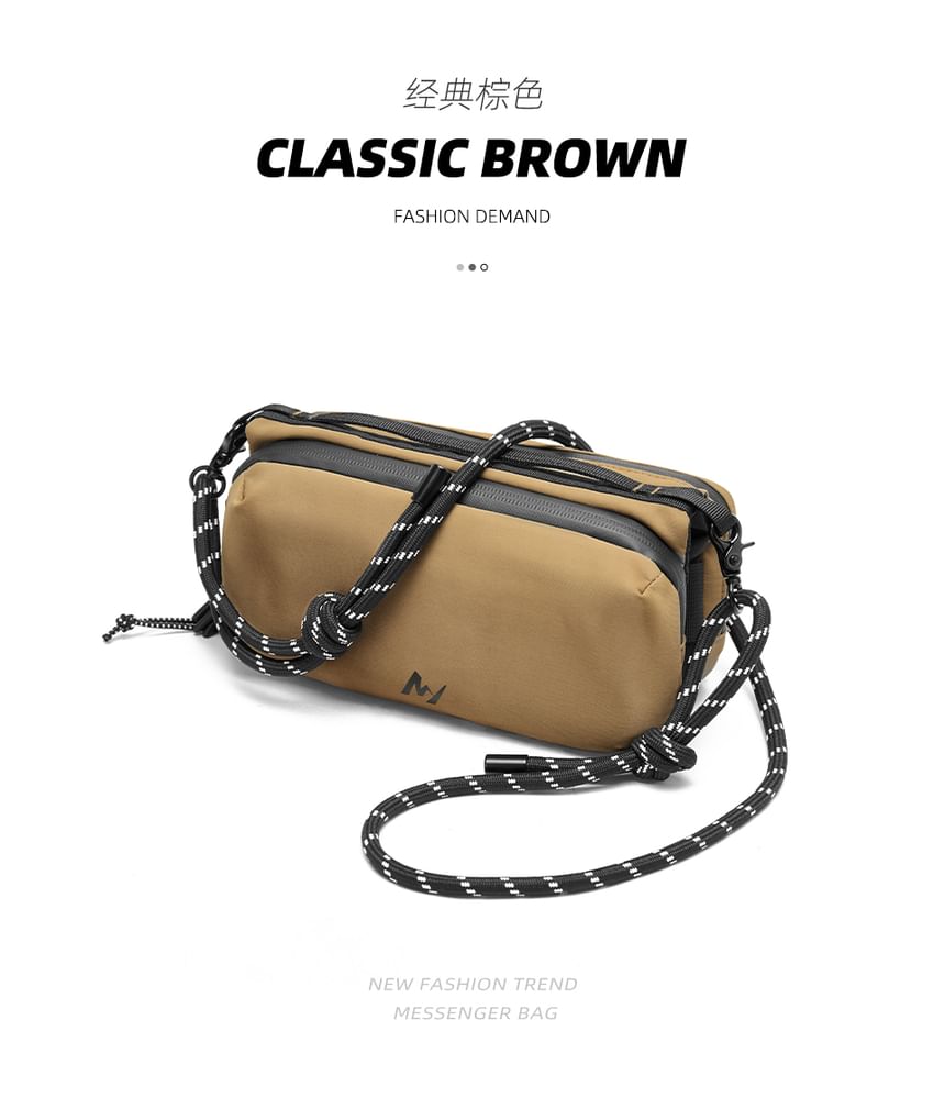 Moyyi - Crossbodytas met letterprint