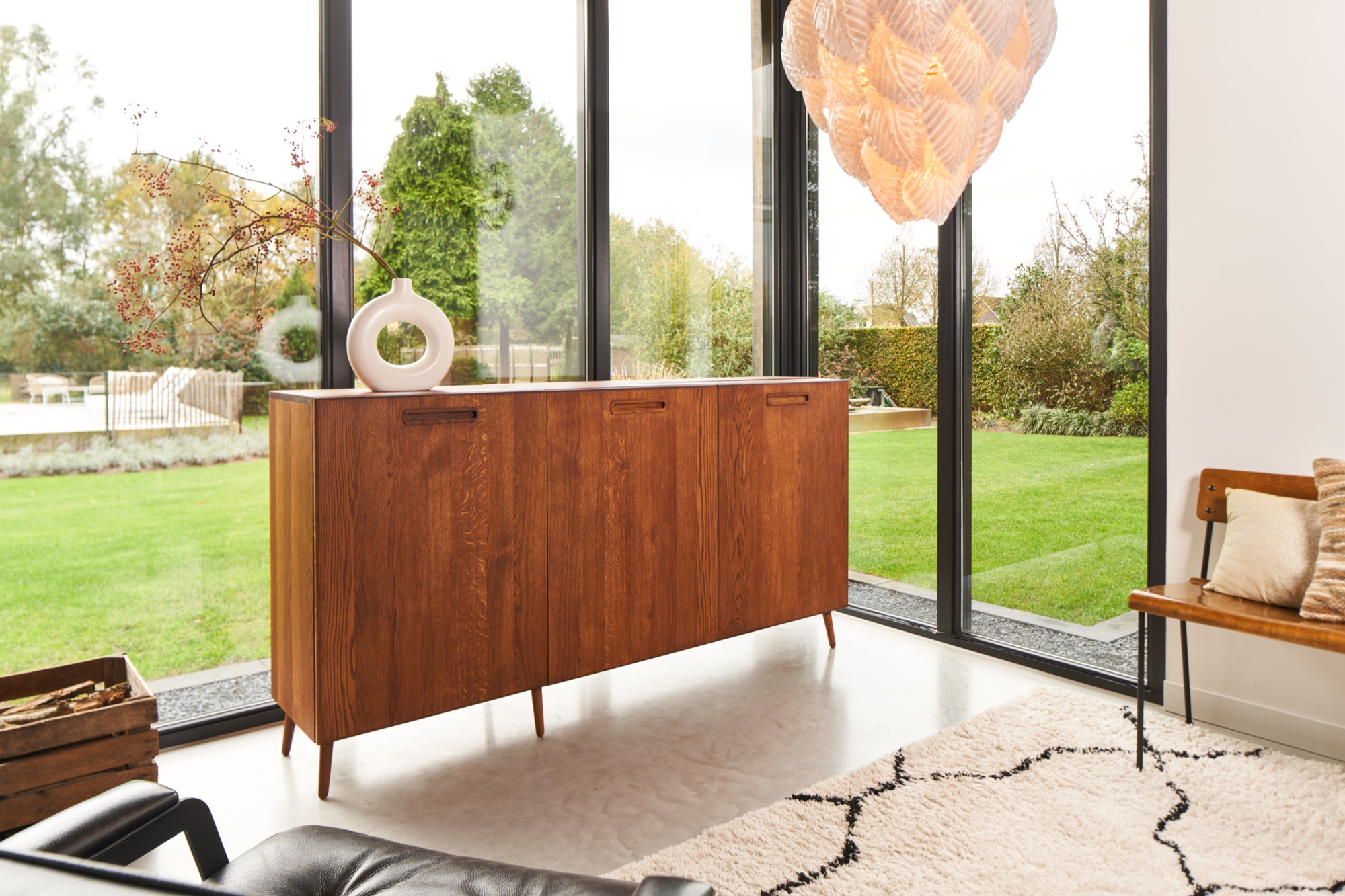 TV lift meubel Scandinavian 55 inch 2 deurs