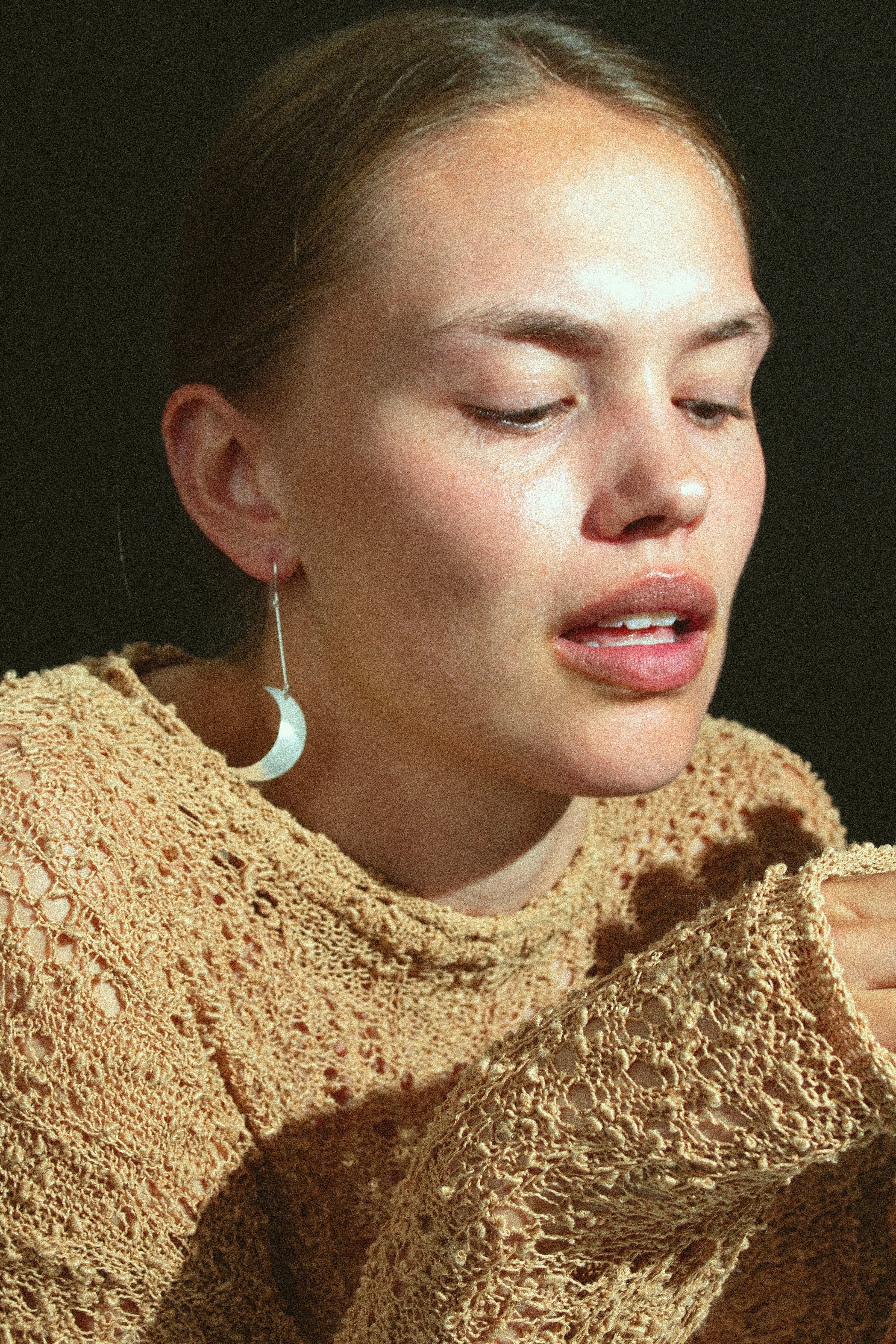 Jane Kønig  Half Moon hængeørering - sølv