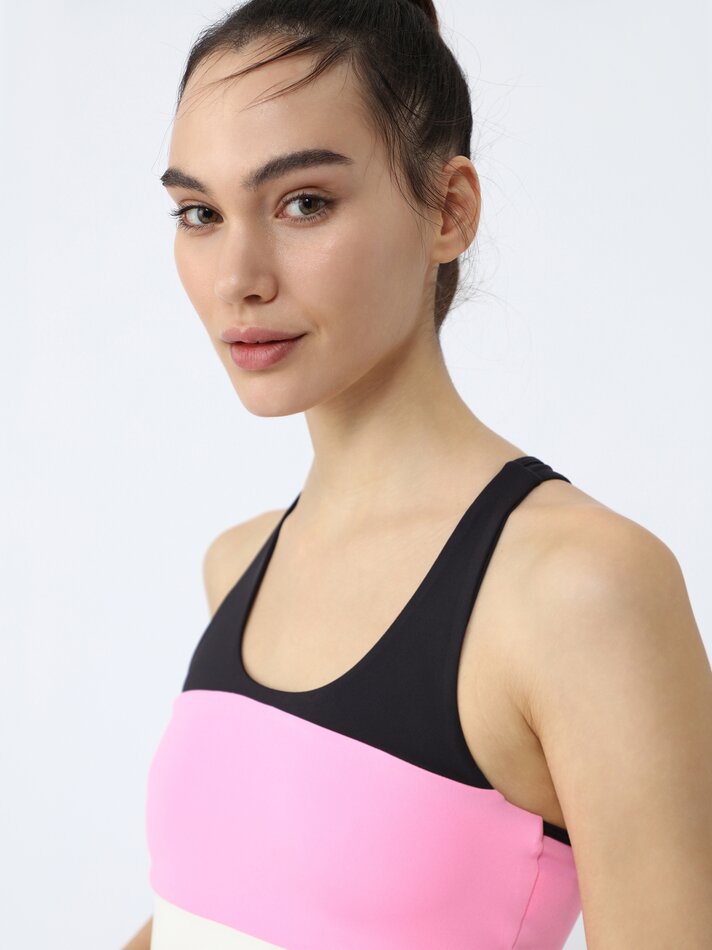 Top esportivo com blocos de cores - Fúcsia