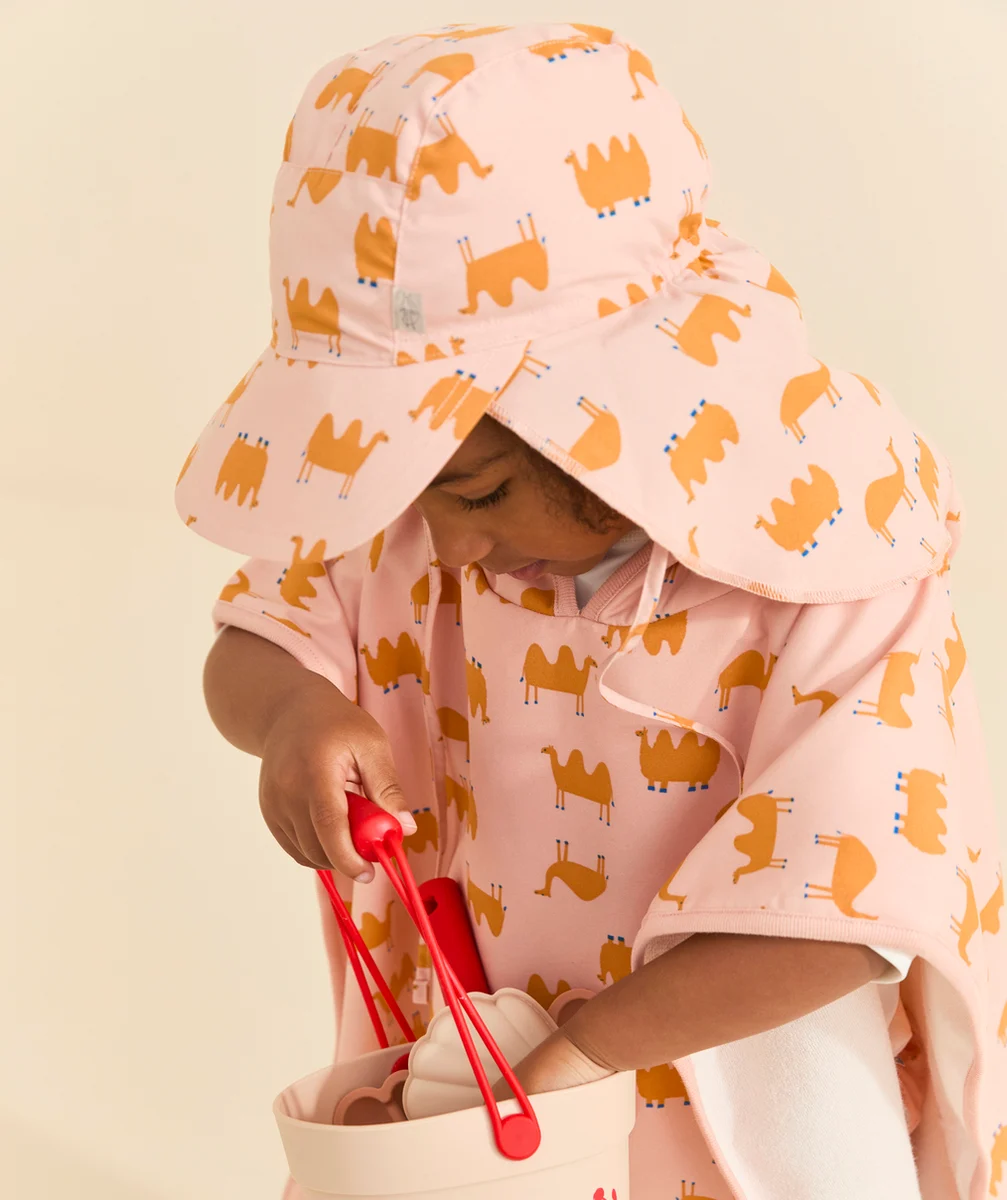 LASSIGCASQUETTE ANTI-UV BÉBÉ FILLE ROSE AVEC IMPRIMÉ ANIMAUX