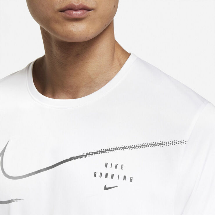 Nike Dri Fit Uv Run Division Lobe T Shirt Hvid