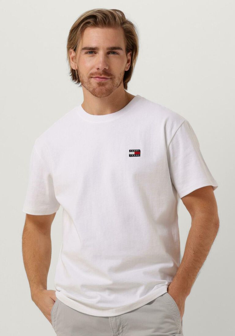 TOMMY JEANS witte tommy jeans t-shirt tjm clsc tommy xs badge tee