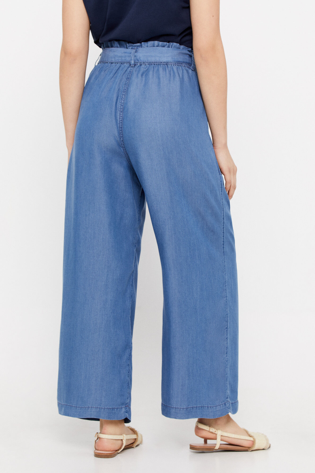 Calça palazzo cargo em Tencel - Azul