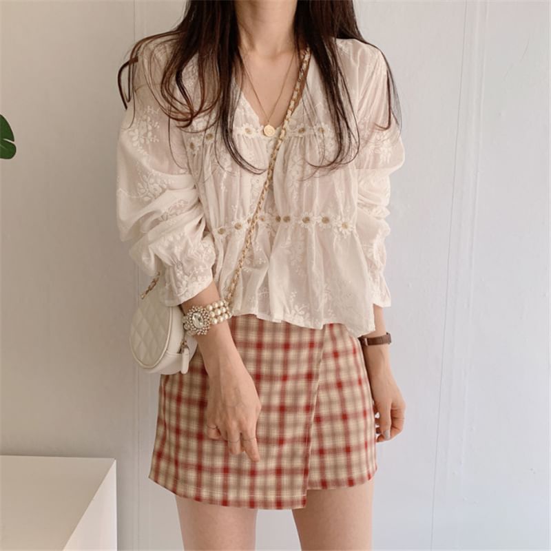 ISSOL - Blouse met lange mouwen en V-hals en kant