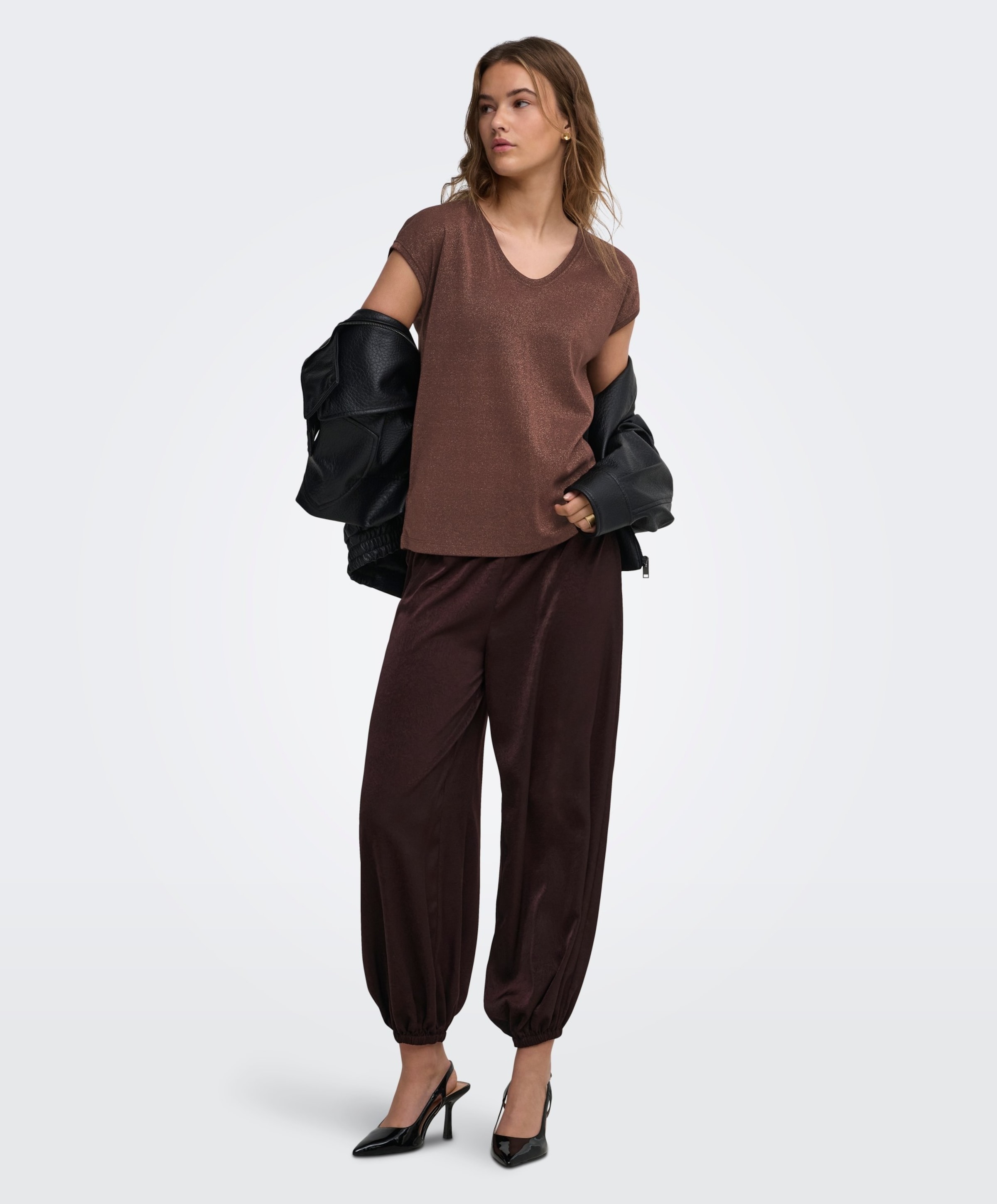 Only Dames top bruin