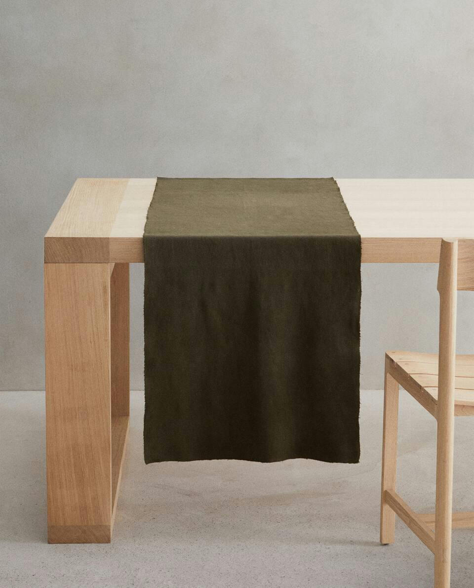 CAMINHO DE MESA 01
