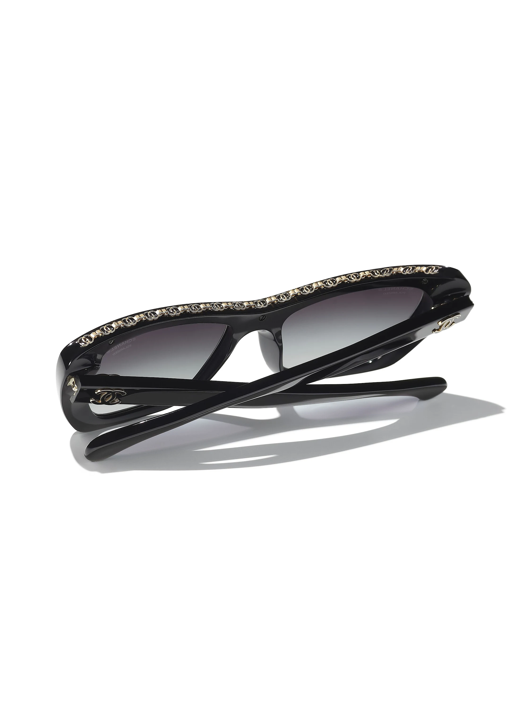 CHANEL Schmetterlingsförmige Sonnenbrille