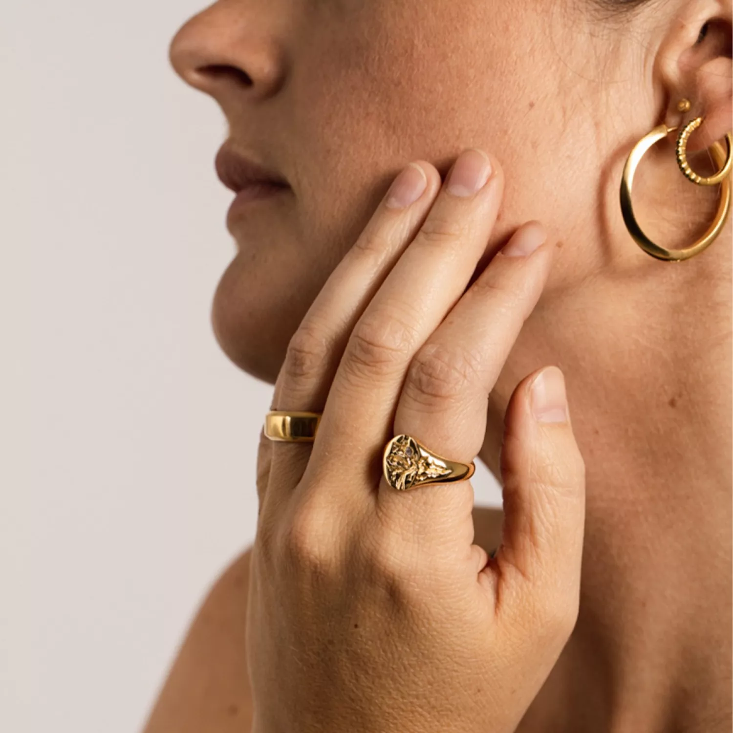 IX Studios Mini Oval Nature Ring 22 kt. Forgyldt Sølv DMN0299GDWH