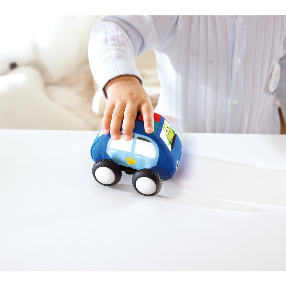 Køb Hape Pull-Back Plys Bilsæt