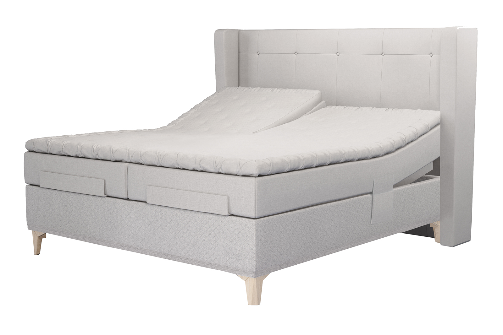 Majestic Aqtive II regulerbar seng 180x200 cm i tekstil 201/205 lys grå med medium/medium fasthet. Seamless utførelse, Majestic Split topper overmadrass og Eicon ben 14 cm hvitlasert med støtteben. Uten hodegavl