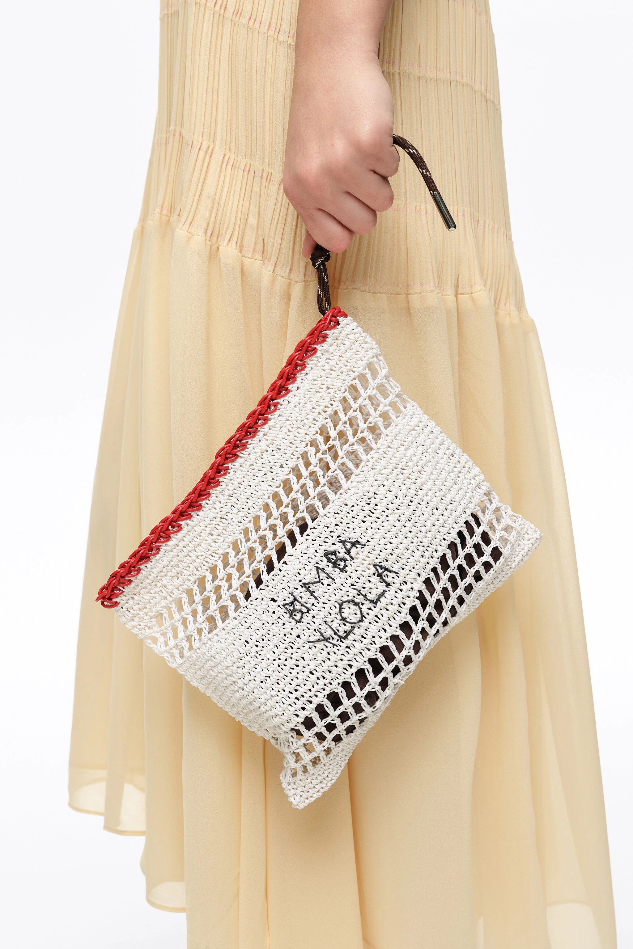 Bolsa média branca com efeito ráfia