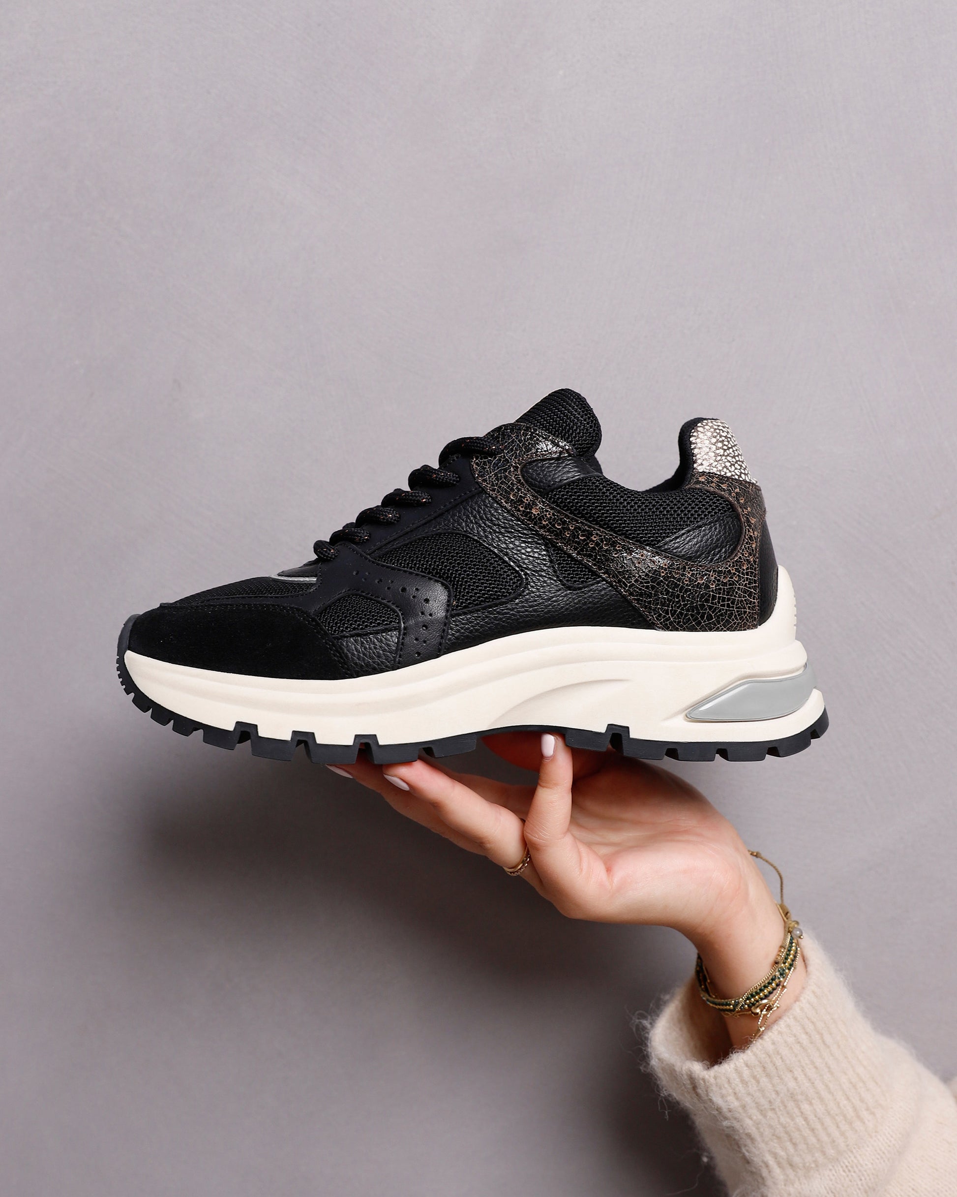 VIA VAI zwarte dames sneakers Liz Curtis
