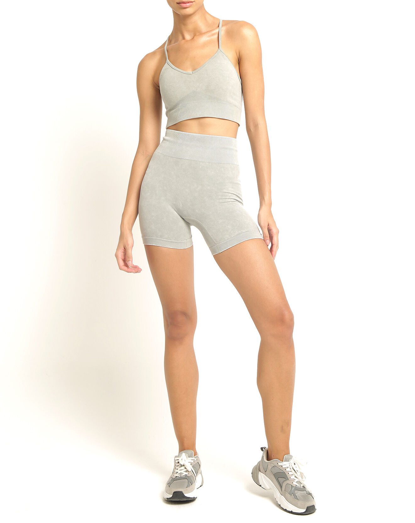 Onamaste Short Amelia gris