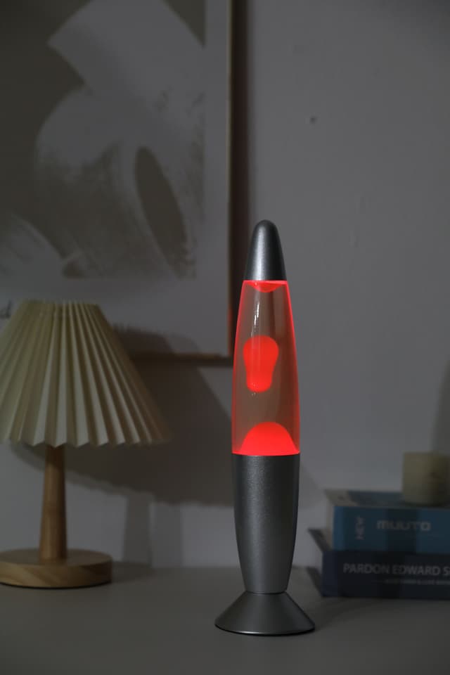 iTotal LED lavalampe (hvid, sølv)