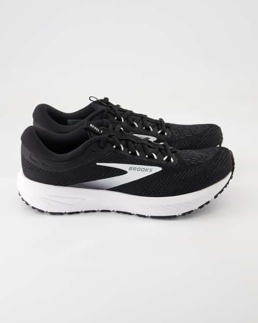 Brooks Revel 7 Sportschuhe in Schwarz